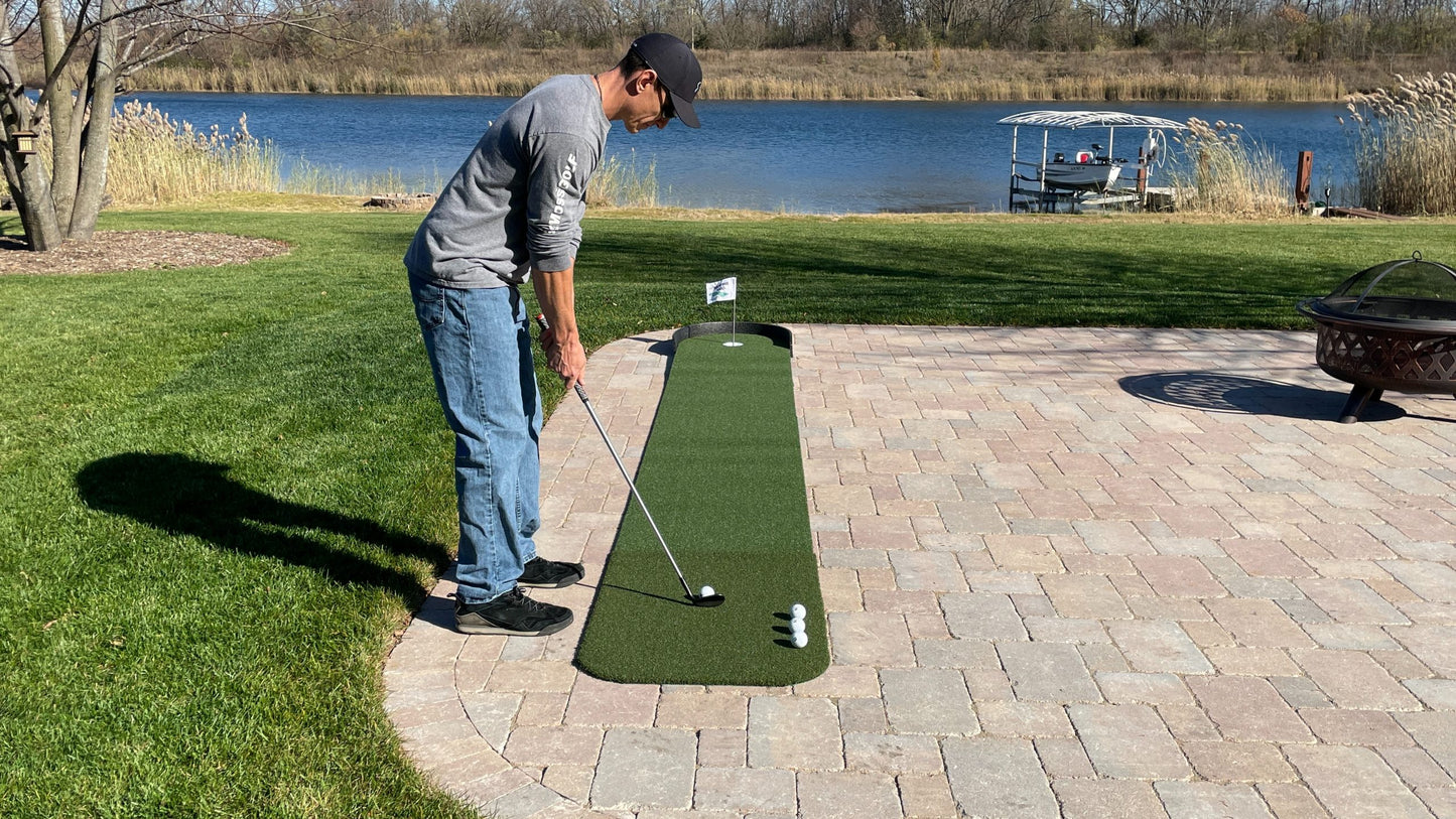 Big Moss Commander Patio Series Putting & Chipping Green (2'x15')