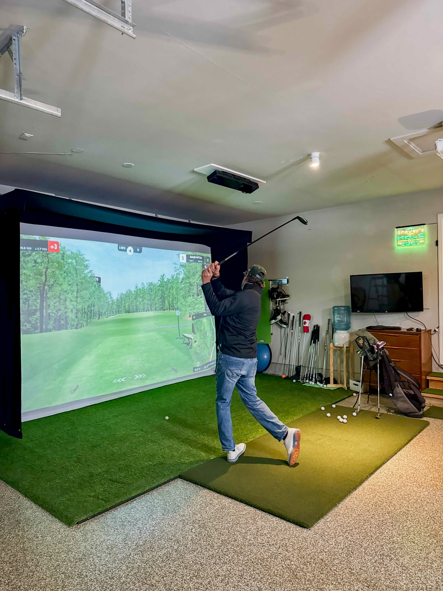 The SportScreen Vanish LITE Hybrid-Retractable Golf Enclosure The SportScreen