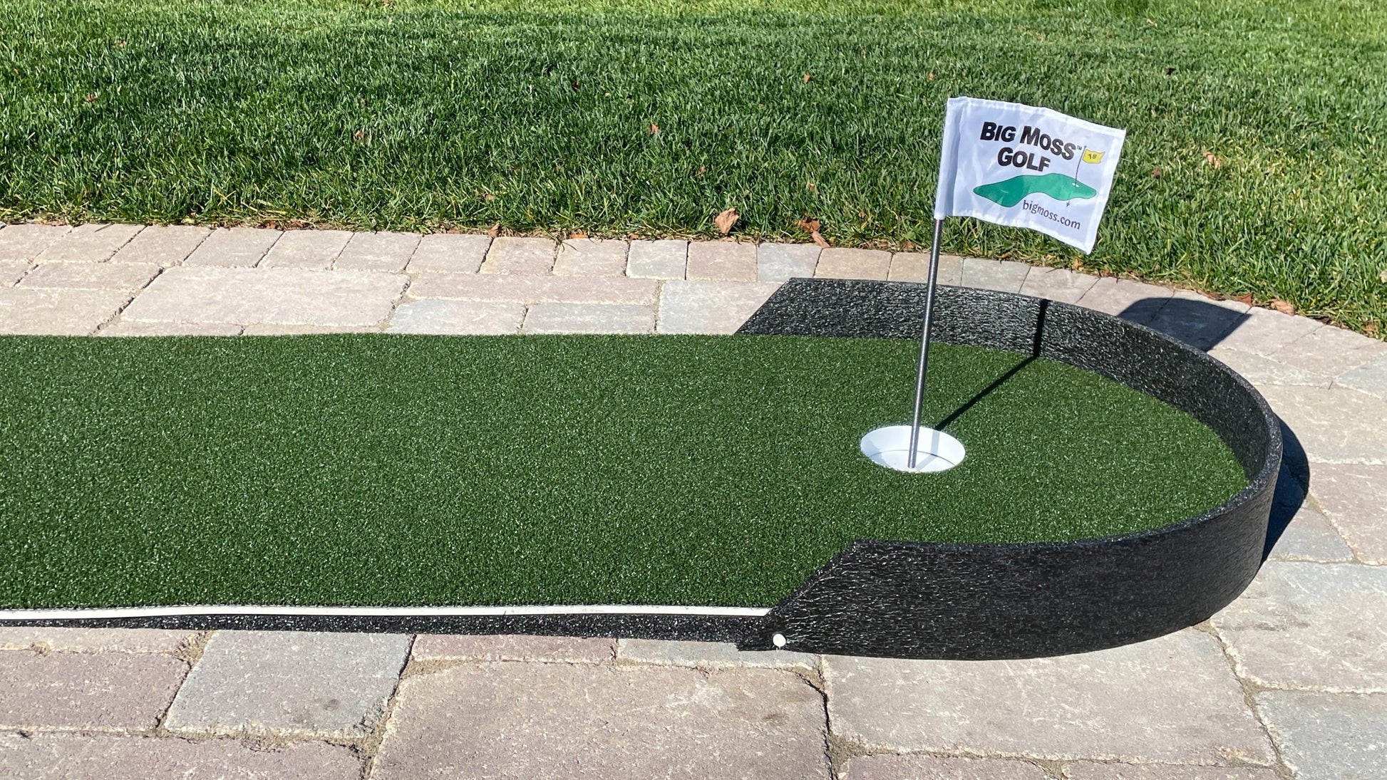 Big Moss Commander Patio Series Putting & Chipping Green (2'x15') - View 3