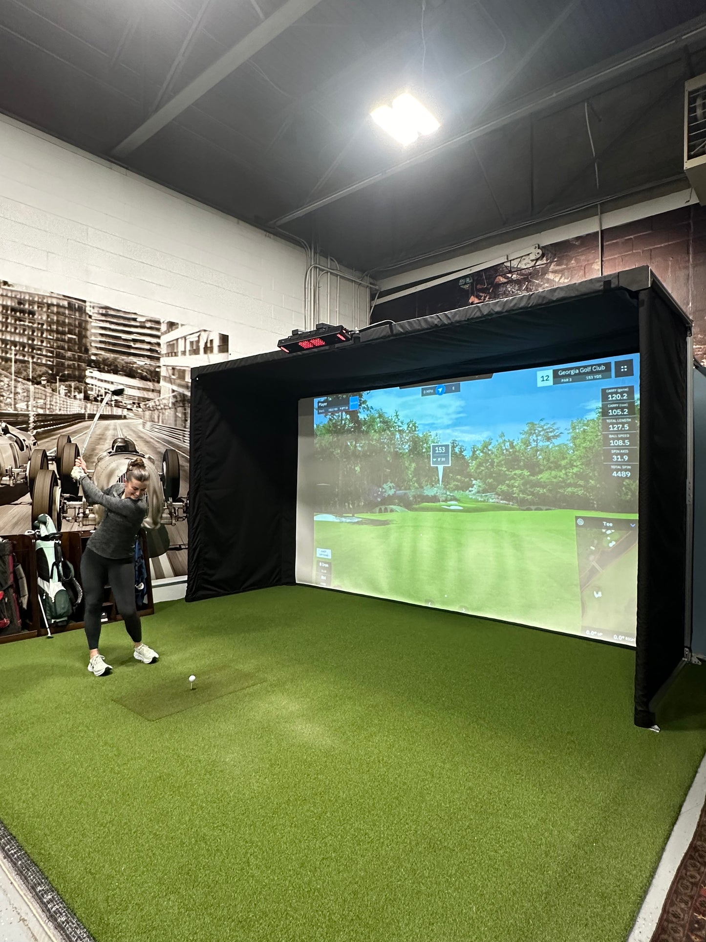 The SportScreen Parlour Series Freestanding Golf Enclosure The SportScreen